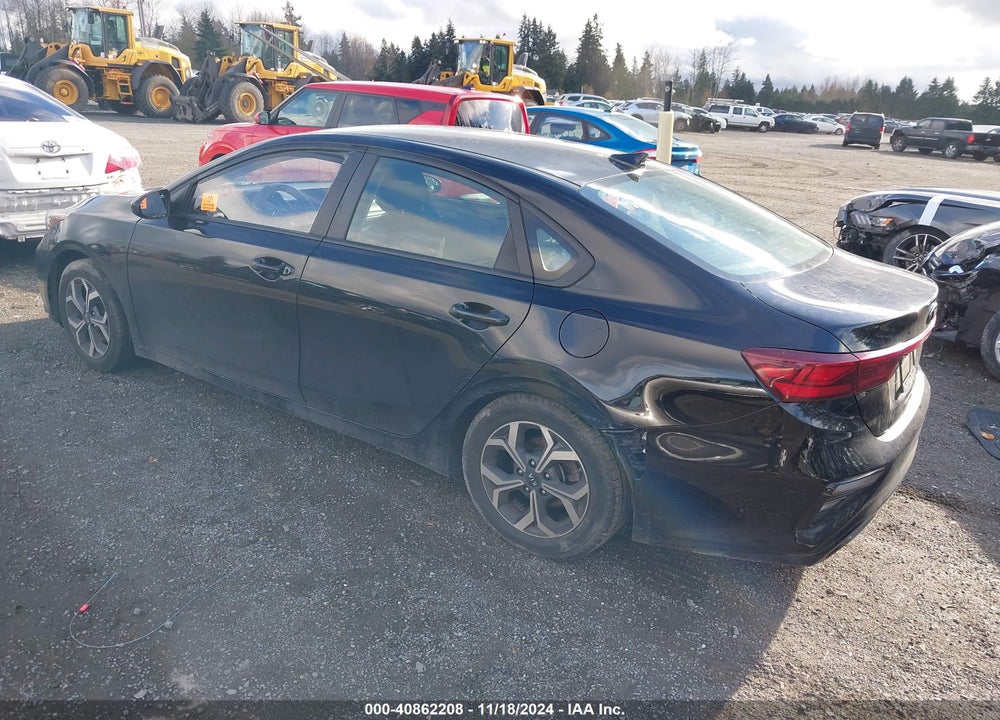 2019 KIA FORTE LXS VIN: 3KPF24AD0KE115530
