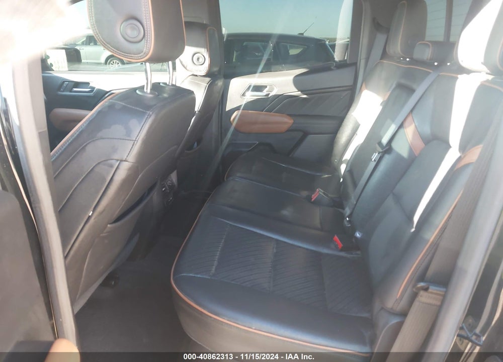 2023 GMC CANYON 4WD SHORT BOX AT4 VIN: 1GTP6DEK1P1193343