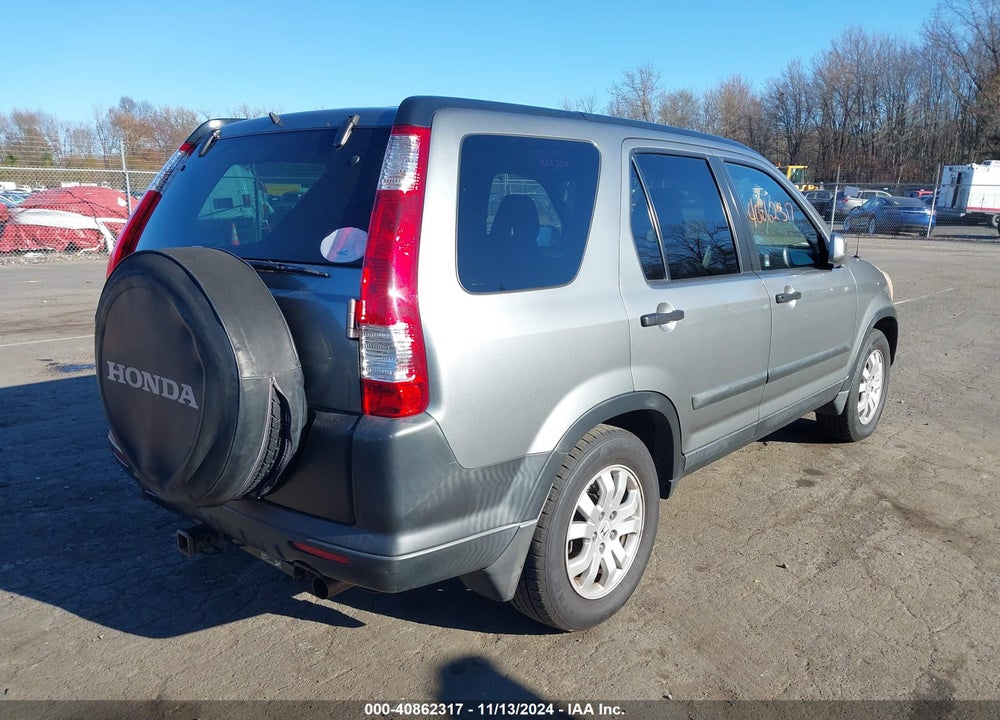 2005 HONDA CR-V EX VIN: SHSRD78815U334215