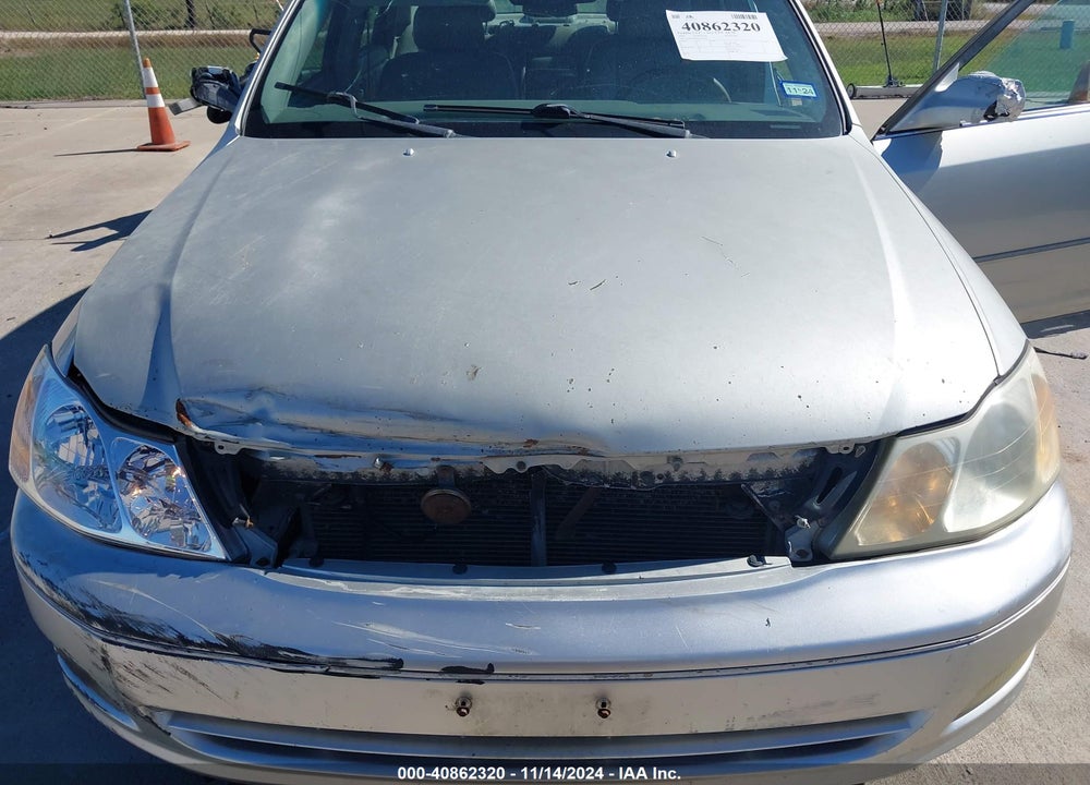 2002 TOYOTA AVALON XLS VIN: 4T1BF28BX2U230791
