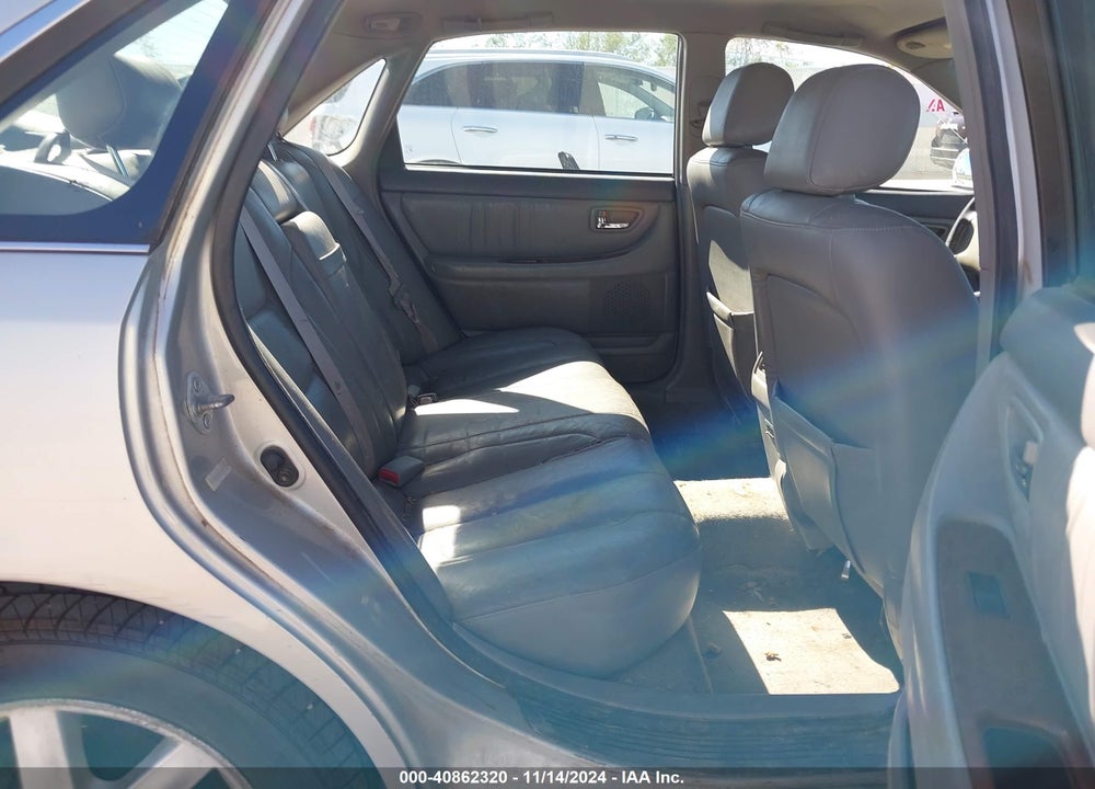 2002 TOYOTA AVALON XLS VIN: 4T1BF28BX2U230791
