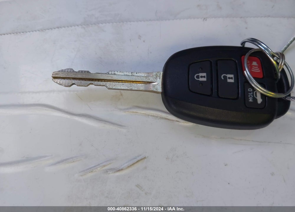 2015 TOYOTA CAMRY VIN: 4T1BF1FK3FU979404
