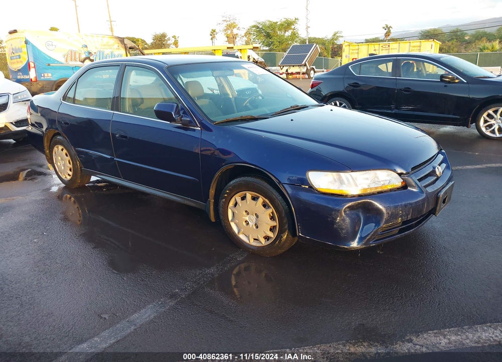 2001 HONDA ACCORD 2.3 LX VIN: JHMCG56451C018184
