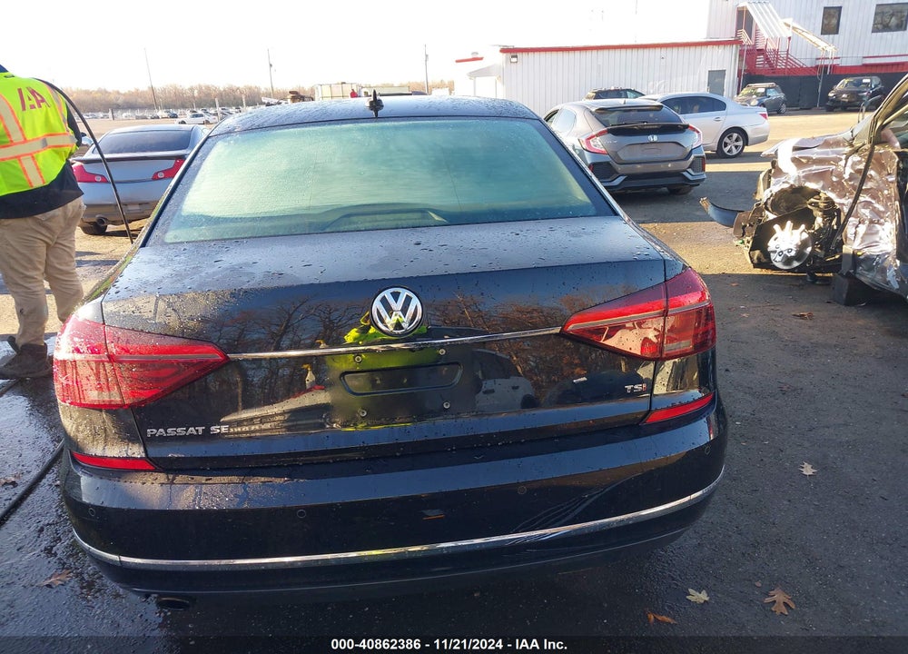 2018 VOLKSWAGEN PASSAT 2.0T SE VIN: 1VWBA7A38JC018802