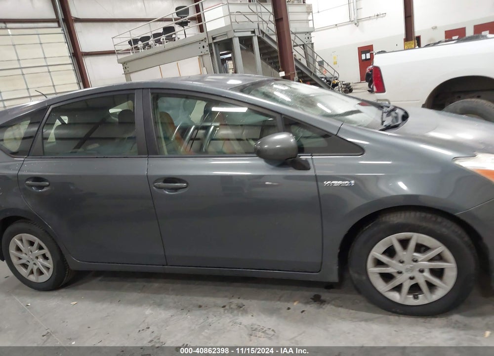 2012 TOYOTA PRIUS V THREE VIN: JTDZN3EUXC3142896
