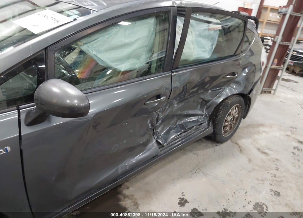 2012 TOYOTA PRIUS V THREE VIN: JTDZN3EUXC3142896