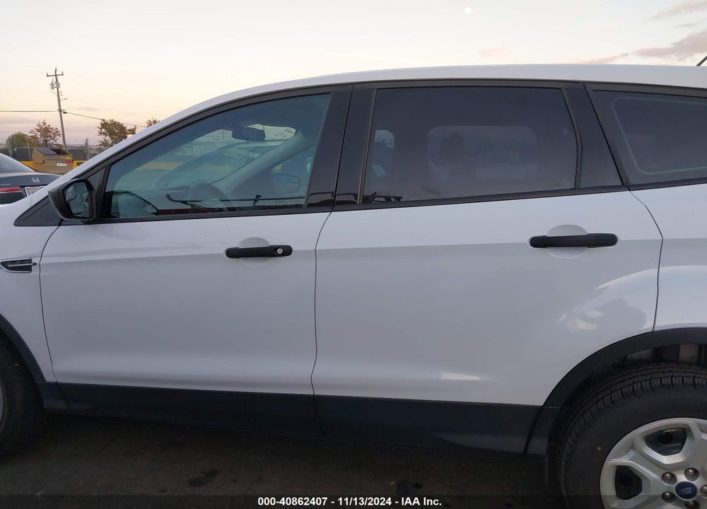 2018 FORD ESCAPE S VIN: 1FMCU0F7XJUB53044