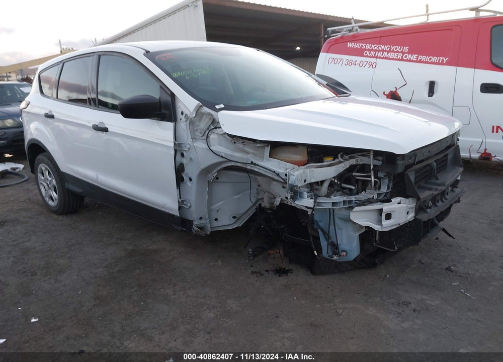 2018 FORD ESCAPE S VIN: 1FMCU0F7XJUB53044
