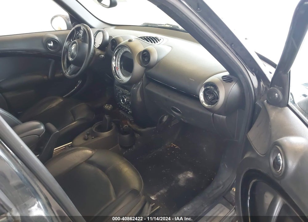 2011 MINI COOPER COUNTRYMAN VIN: WMWZB3C53BWM29060