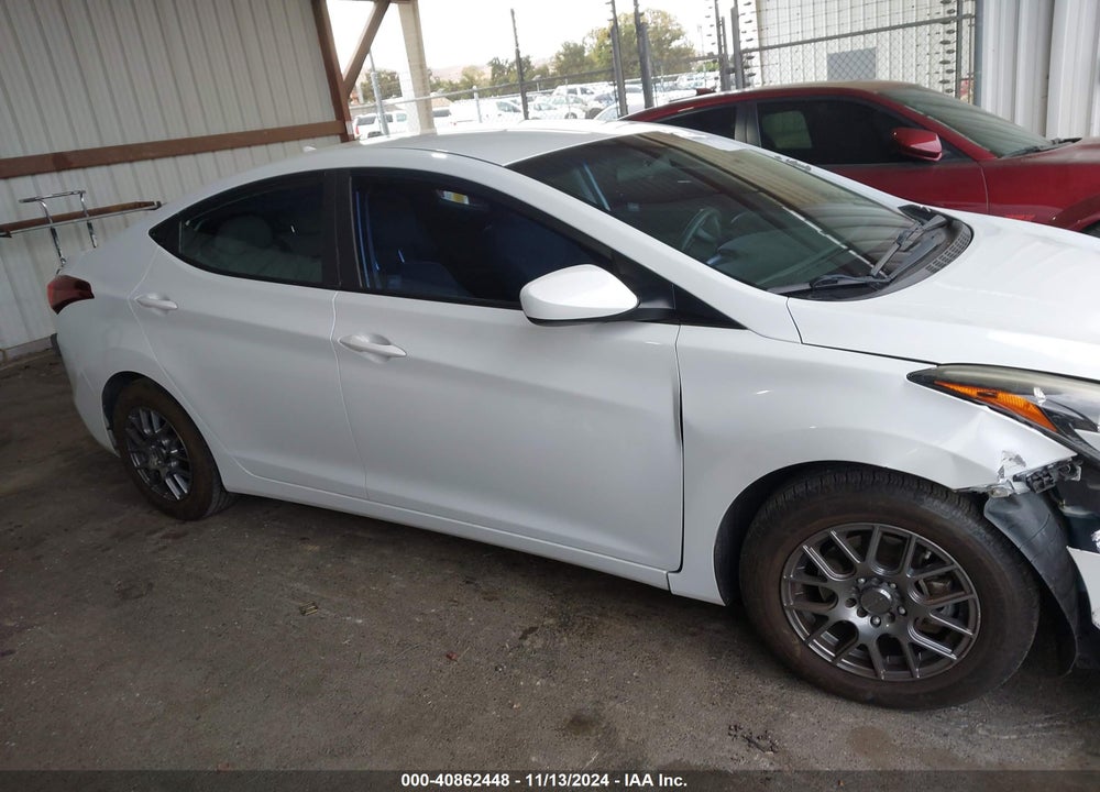 2016 HYUNDAI ELANTRA SE VIN: 5NPDH4AE6GH746512