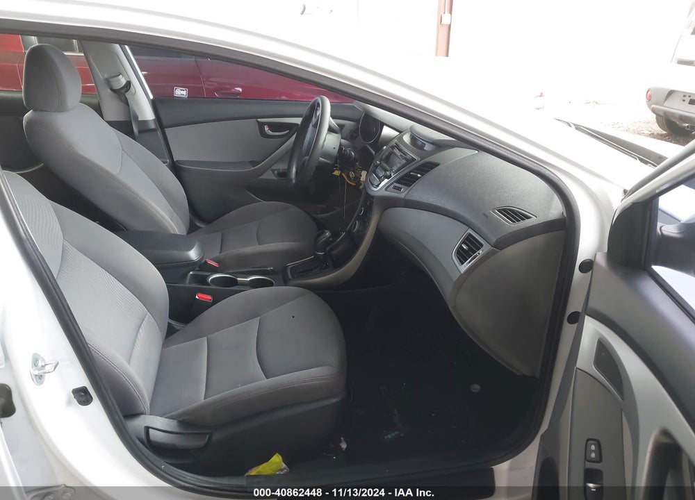 2016 HYUNDAI ELANTRA SE VIN: 5NPDH4AE6GH746512