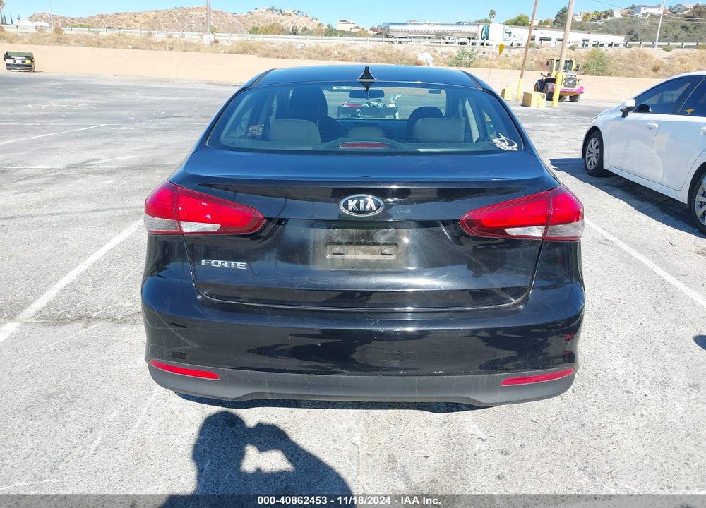 2017 KIA FORTE LX VIN: 3KPFK4A7XHE049491
