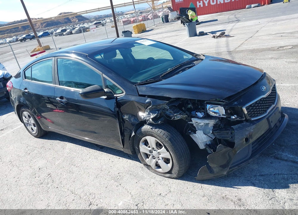 2017 KIA FORTE LX VIN: 3KPFK4A7XHE049491