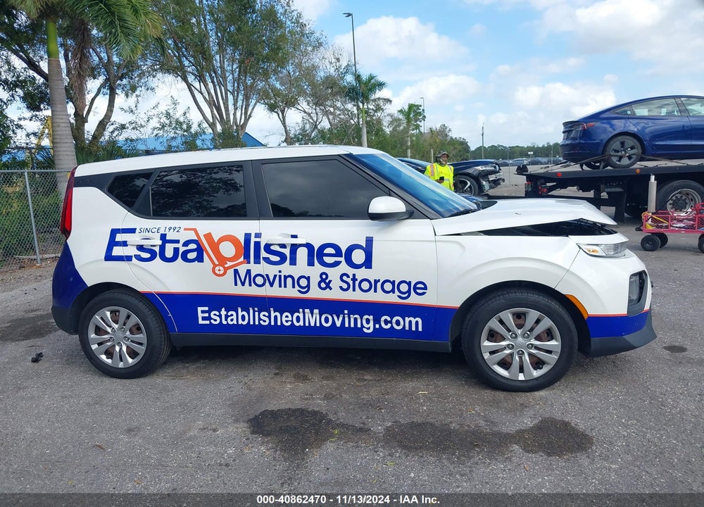 2020 KIA SOUL LX VIN: KNDJ23AU5L7709388