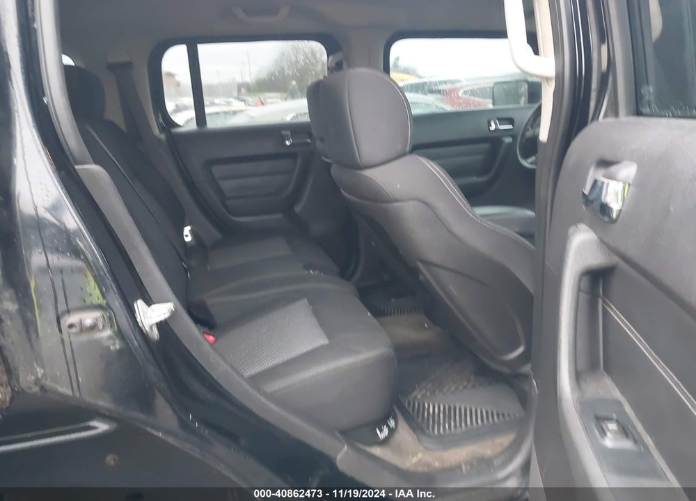 2007 HUMMER H3 SUV VIN: 5GTDN13E878108693