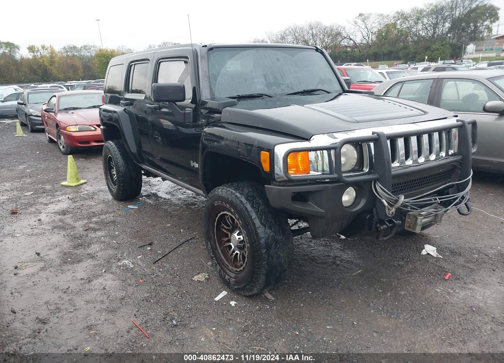 2007 HUMMER H3 SUV VIN: 5GTDN13E878108693