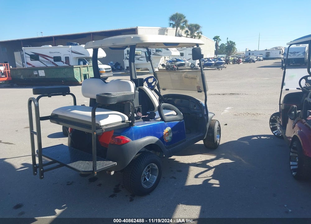 2007 CLUB CAR GOLF CART VIN: PQ070756402