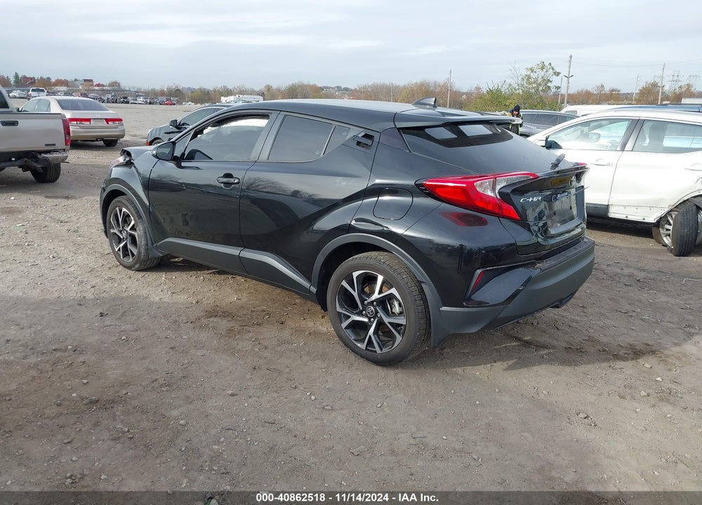 2022 TOYOTA C-HR XLE VIN: NMTKHMBX8NR145826