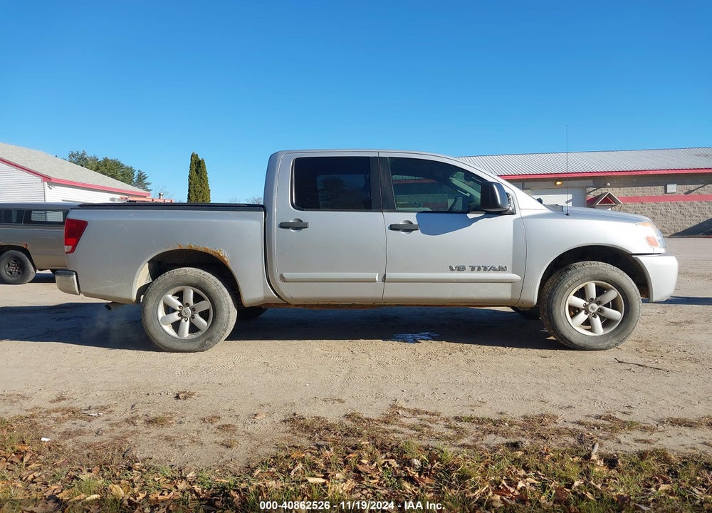 2011 NISSAN TITAN SV VIN: 1N6AA0EC2BN322324