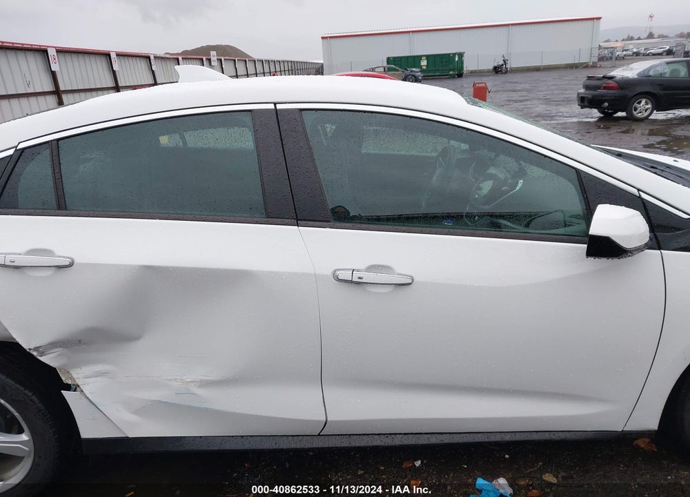 2017 CHEVROLET VOLT LT VIN: 1G1RC6S5XHU189103