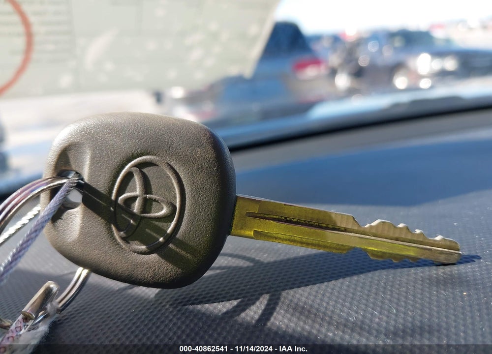 2018 TOYOTA 4RUNNER SR5 VIN: JTEBU5JR1J5604888