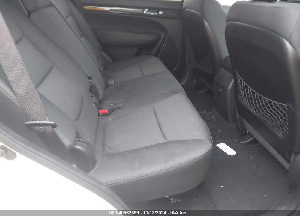 2012 KIA SORENTO LX VIN: 5XYKT3A12CG216200