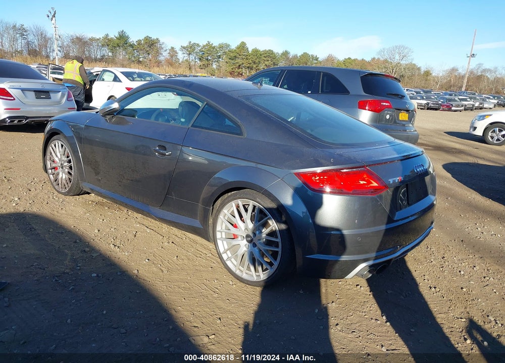 2017 AUDI TTS VIN: TRUC1AFV4H1005832