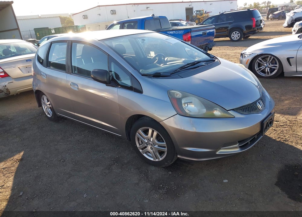 2010 HONDA FIT VIN: JHMGE8H29AS019218