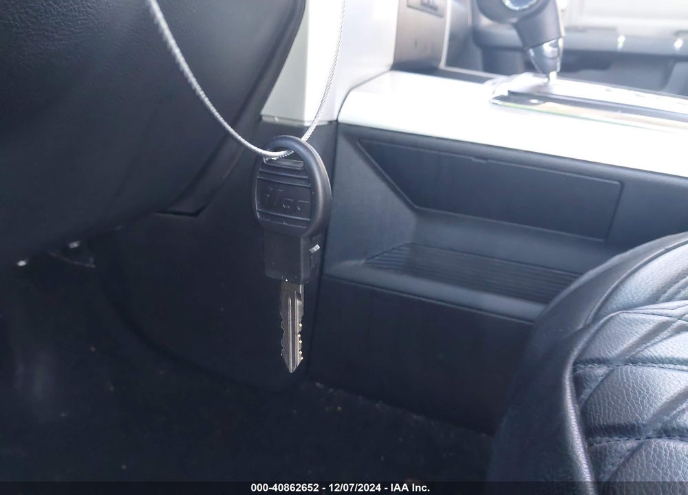 2012 RAM 1500 VIN: 1C6RD7LT8CS284178