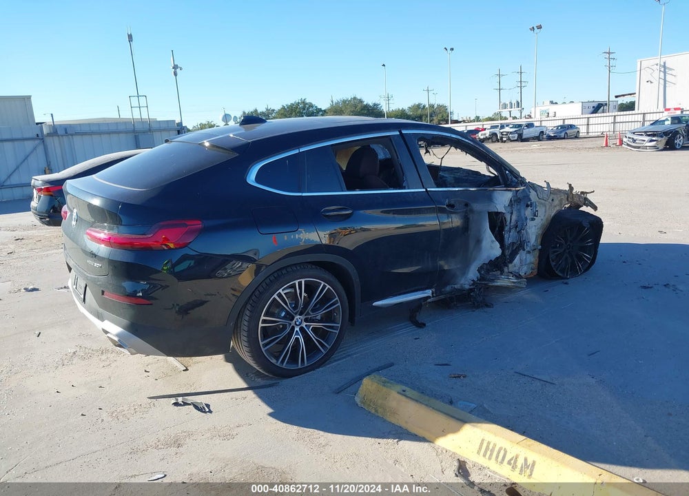 2024 BMW X4 XDRIVE30I VIN: 5UX33DT03R9X55318