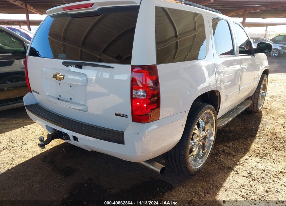 2007 CHEVROLET TAHOE LT VIN: 1GNFK13077R359171