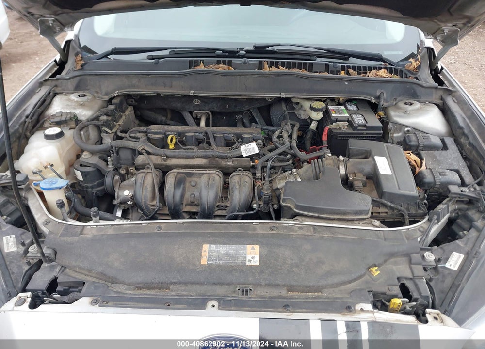 2013 FORD FUSION SE VIN: 3FA6P0H7XDR350027