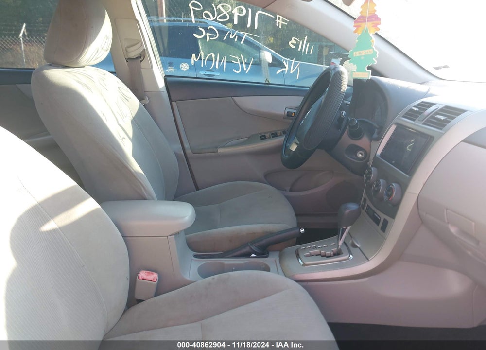 2011 TOYOTA COROLLA LE VIN: 2T1BU4EEXBC719869