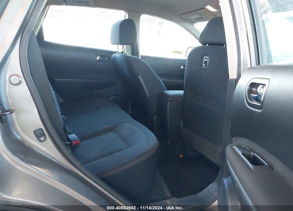 2015 NISSAN ROGUE SELECT S VIN: JN8AS5MT2FW668506