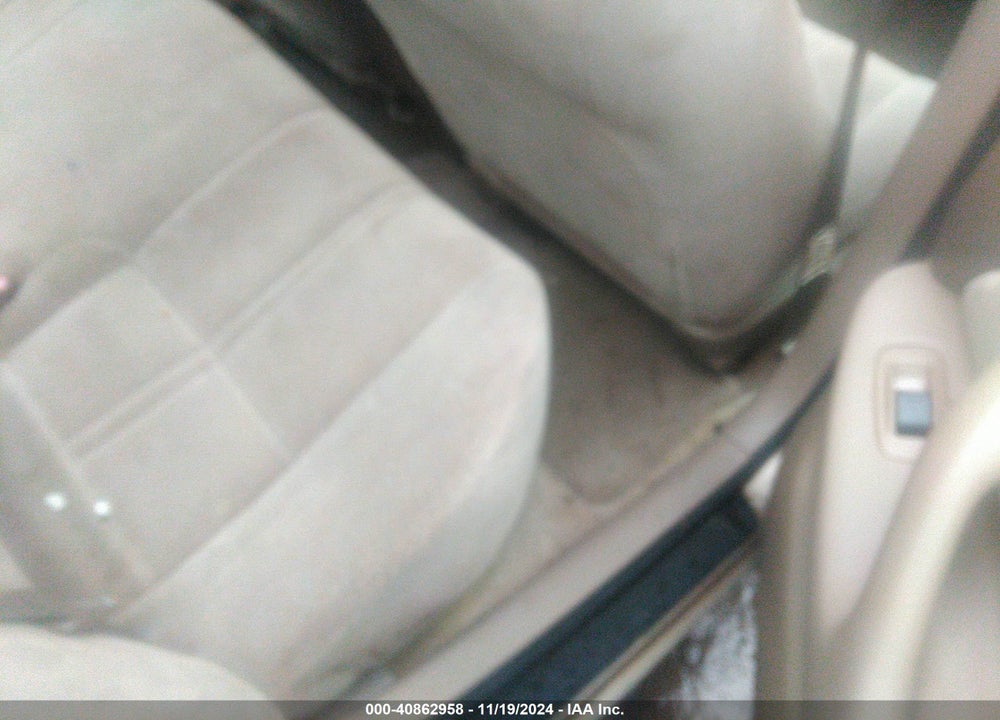 1999 TOYOTA CAMRY LE VIN: 4T1BG22K5XU413769