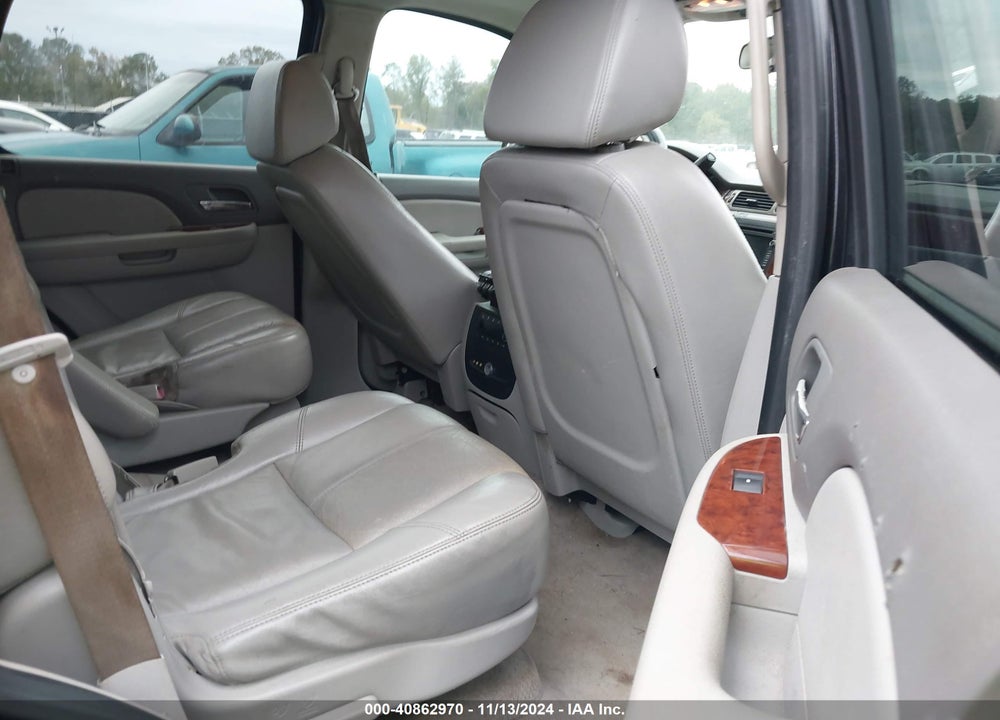 2008 CHEVROLET TAHOE LTZ VIN: 1GNFK13068R192254