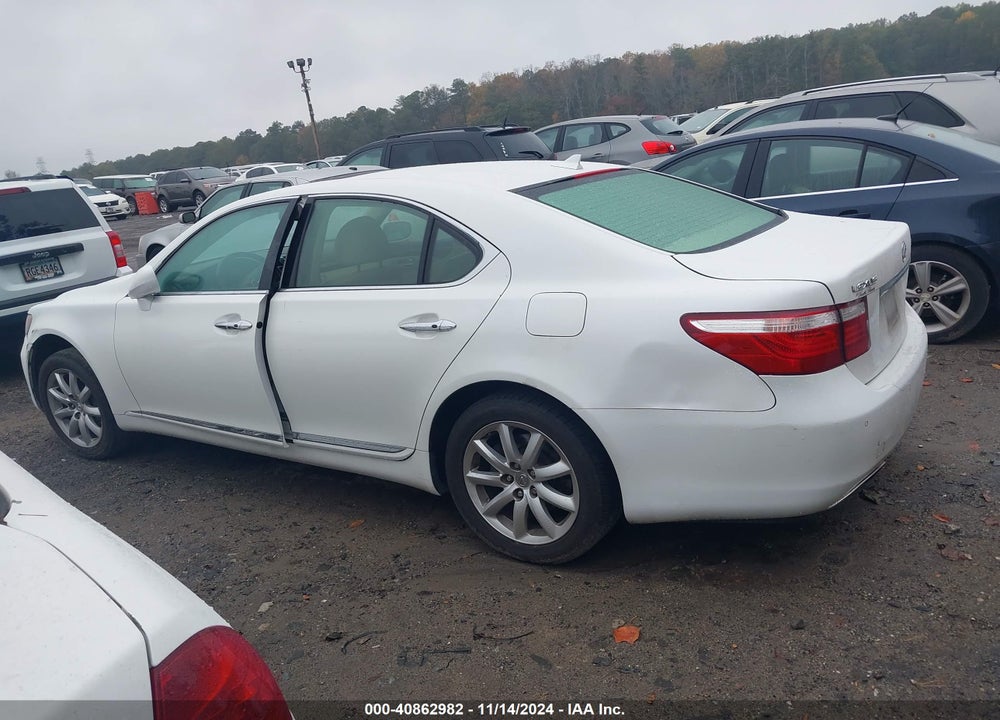 2009 LEXUS LS 460 VIN: JTHBL46F495090237