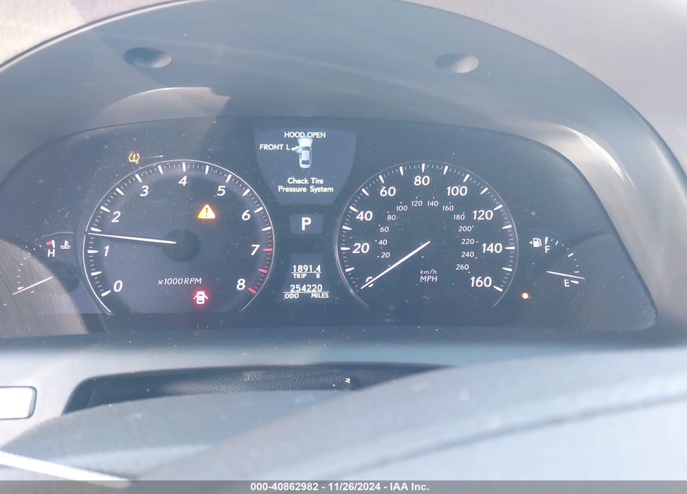 2009 LEXUS LS 460 VIN: JTHBL46F495090237