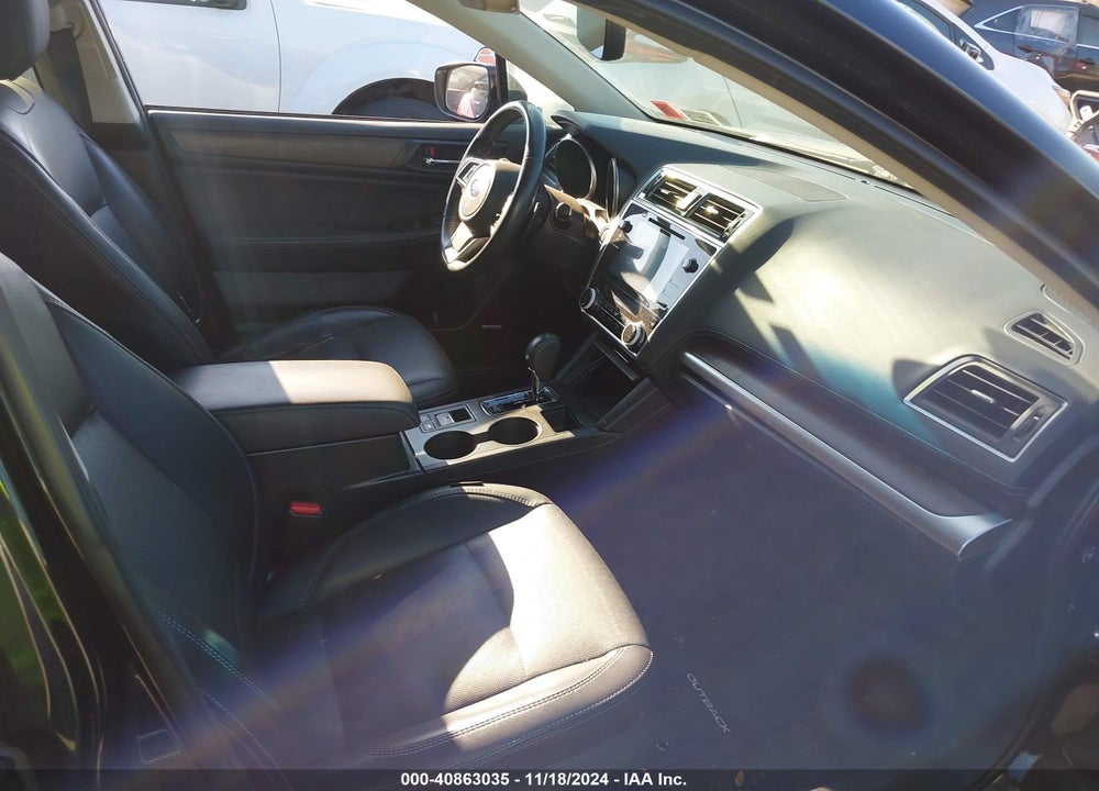 2018 SUBARU OUTBACK 2.5I LIMITED VIN: 4S4BSANC3J3334854