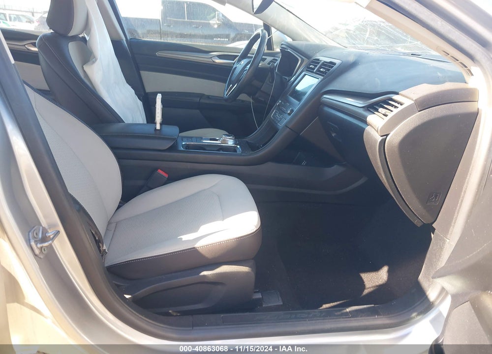 2020 FORD FUSION VIN: 3FA6P0HD7LR126587
