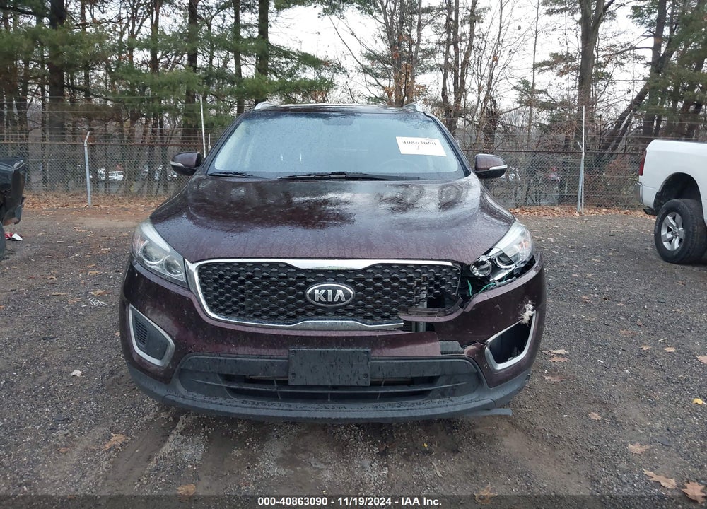 2016 KIA SORENTO 2.4L LX VIN: 5XYPGDA38GG082736