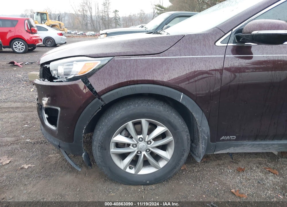 2016 KIA SORENTO 2.4L LX VIN: 5XYPGDA38GG082736