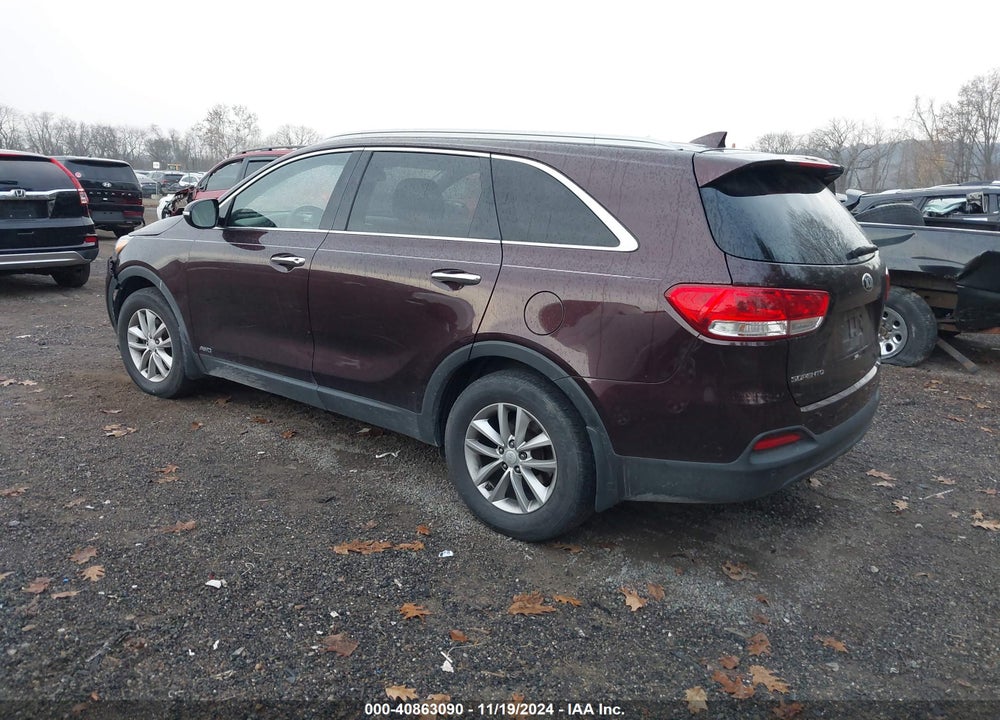 2016 KIA SORENTO 2.4L LX VIN: 5XYPGDA38GG082736