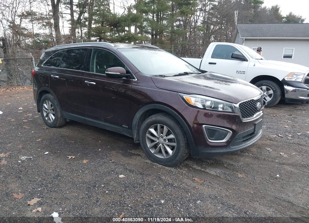 2016 KIA SORENTO 2.4L LX VIN: 5XYPGDA38GG082736