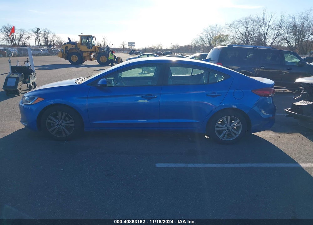 2017 HYUNDAI ELANTRA SE VIN: KMHD84LF3HU144949