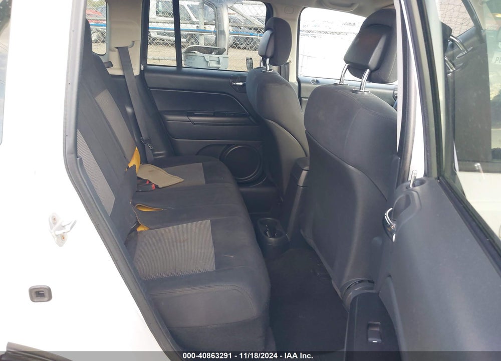 2011 JEEP COMPASS VIN: 1J4NT1FA4BD289957