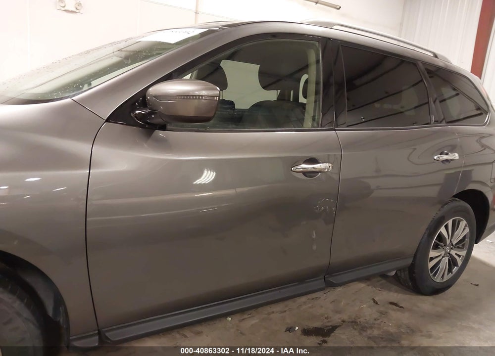 2018 NISSAN PATHFINDER SV VIN: 5N1DR2MM6JC645747