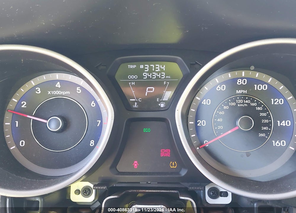 2013 HYUNDAI ELANTRA VIN: KMHDH4AE6DU716570