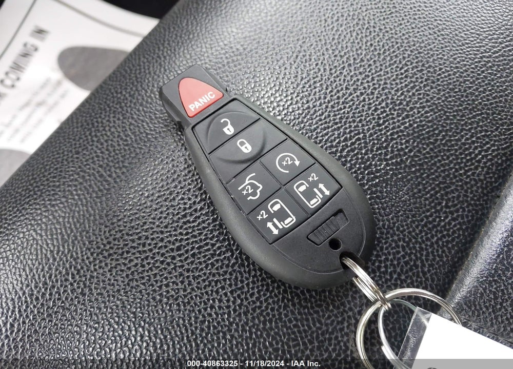 2014 CHRYSLER TOWN & COUNTRY TOURING VIN: 2C4RC1BGXER442277
