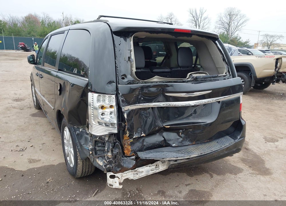 2014 CHRYSLER TOWN & COUNTRY TOURING VIN: 2C4RC1BGXER442277